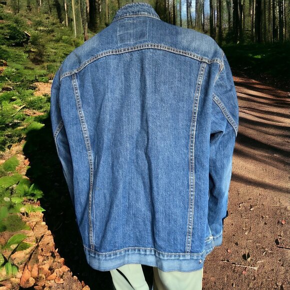 VINTAGE 90'S LEVI'S ( XL ) Easy Rider Distressed Denim Trucker Jacket - Picture 4 of 8